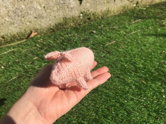 Picture of FREE PATTERN for Palm-Sized Pig